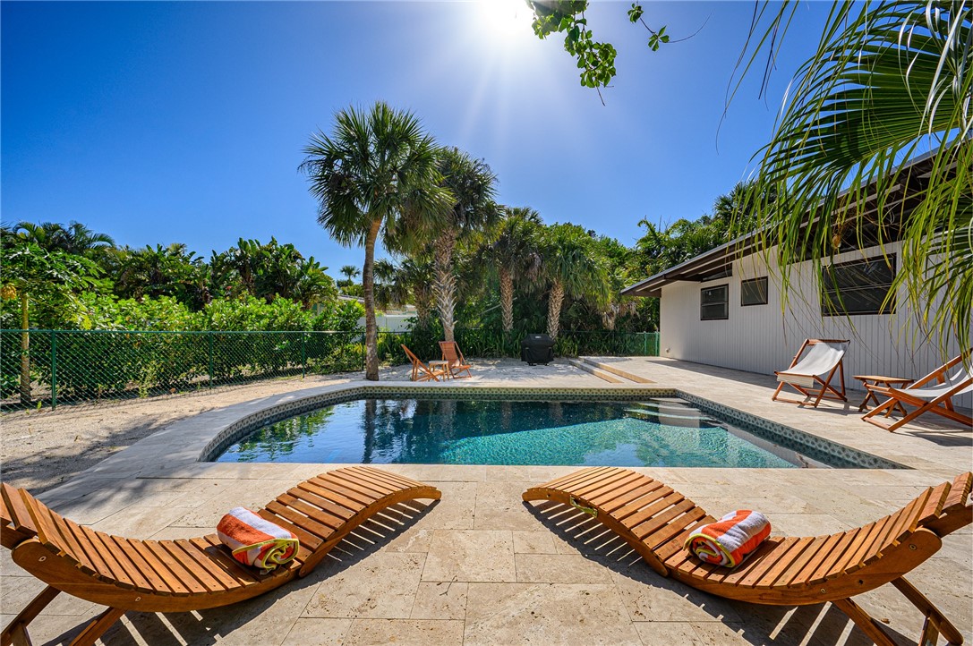 1861 E Barefoot Place