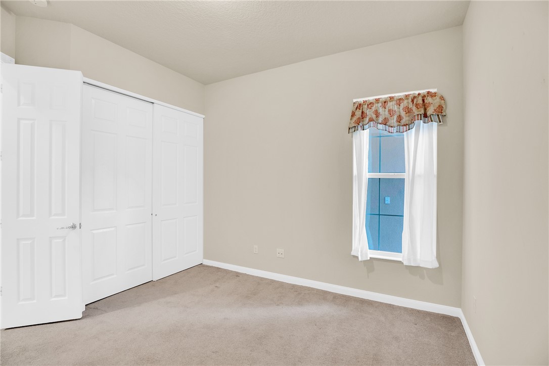 5176 Eleuthra Circle