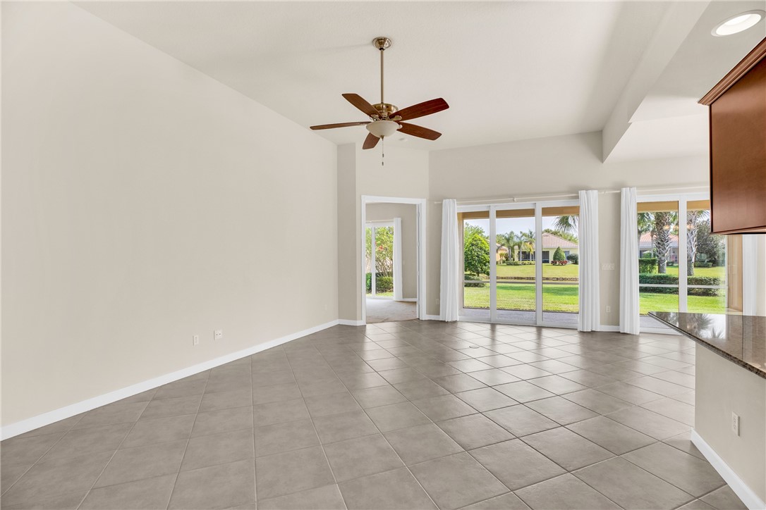 5176 Eleuthra Circle