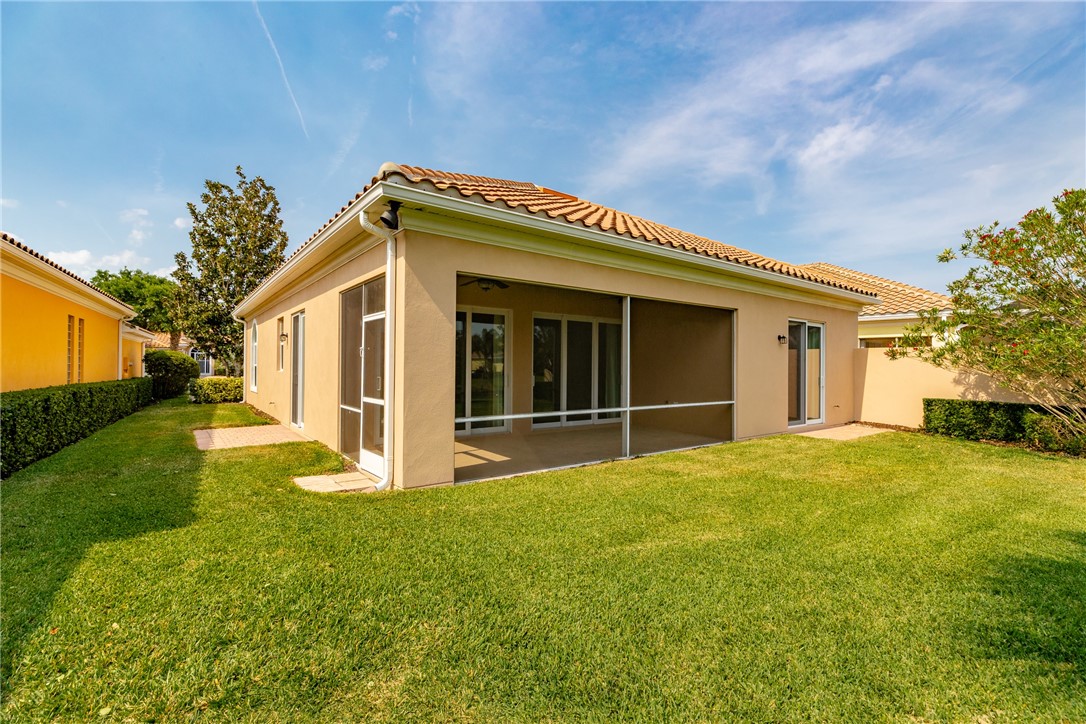 5176 Eleuthra Circle
