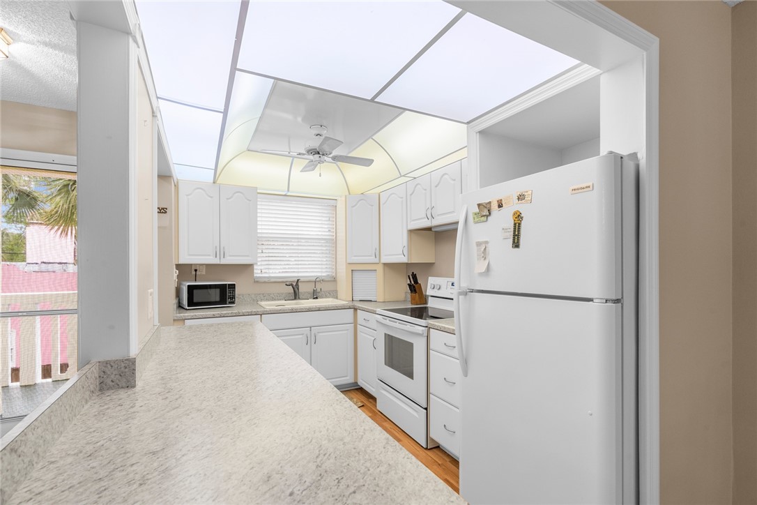 1100 Ponce De Leon Circle N214