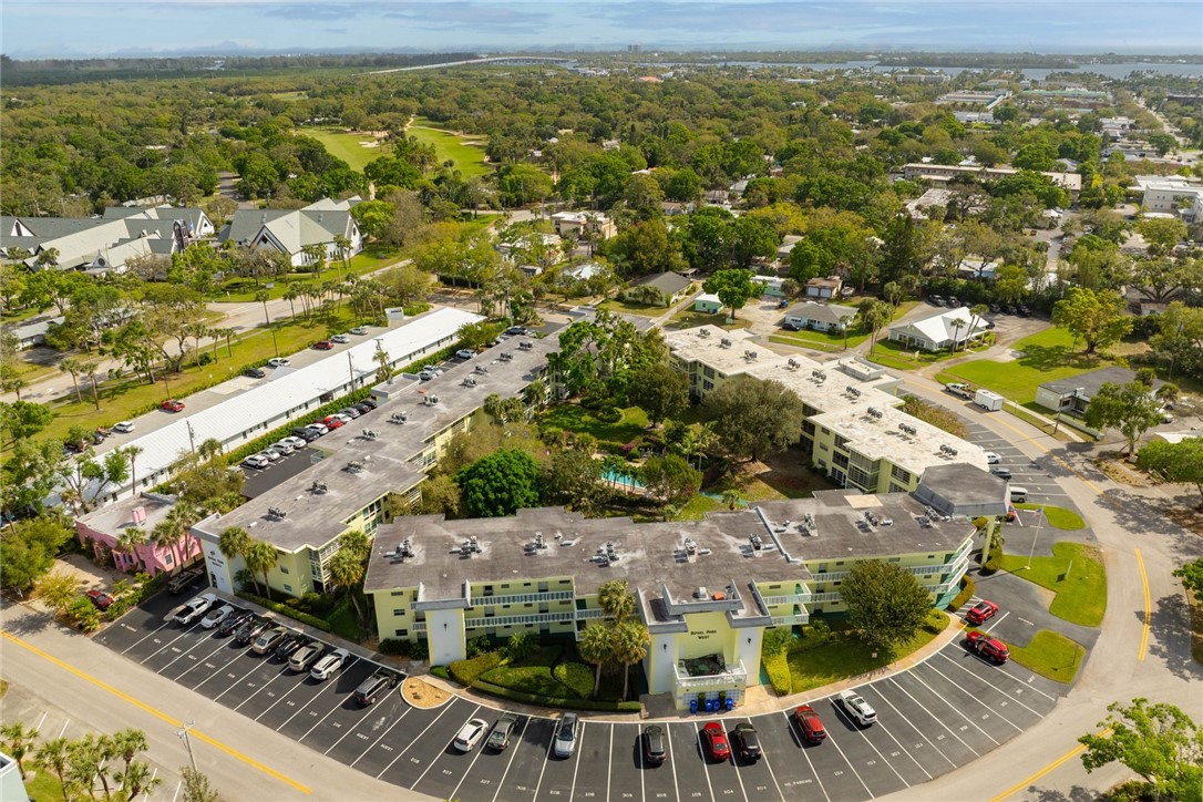 1100 Ponce De Leon Circle N214