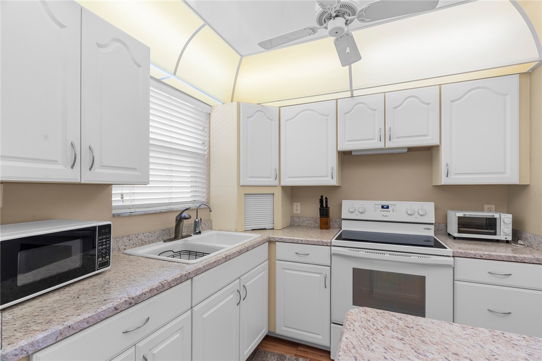 1100 Ponce De Leon Circle N214
