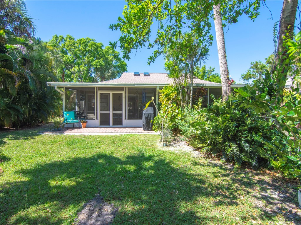 1916 Sixty Oaks Lane