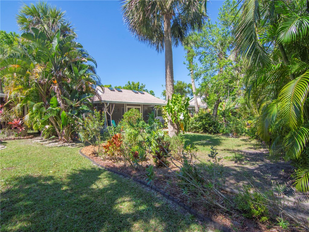 1916 Sixty Oaks Lane