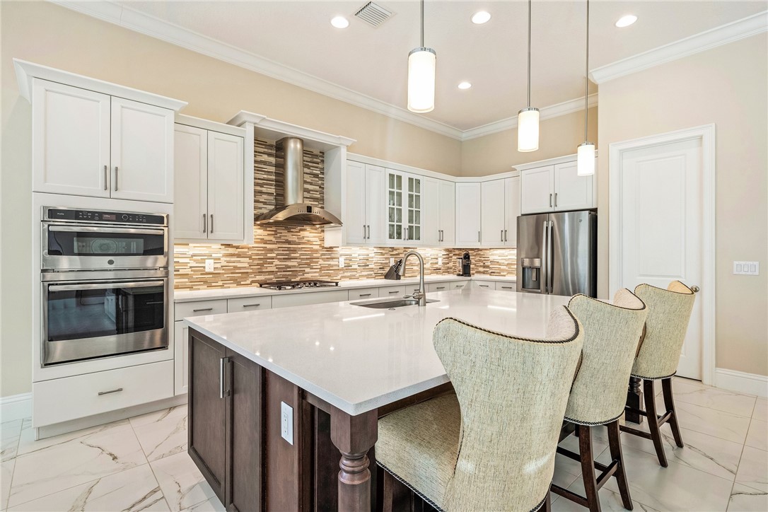 1412 Lilys Cay Circle