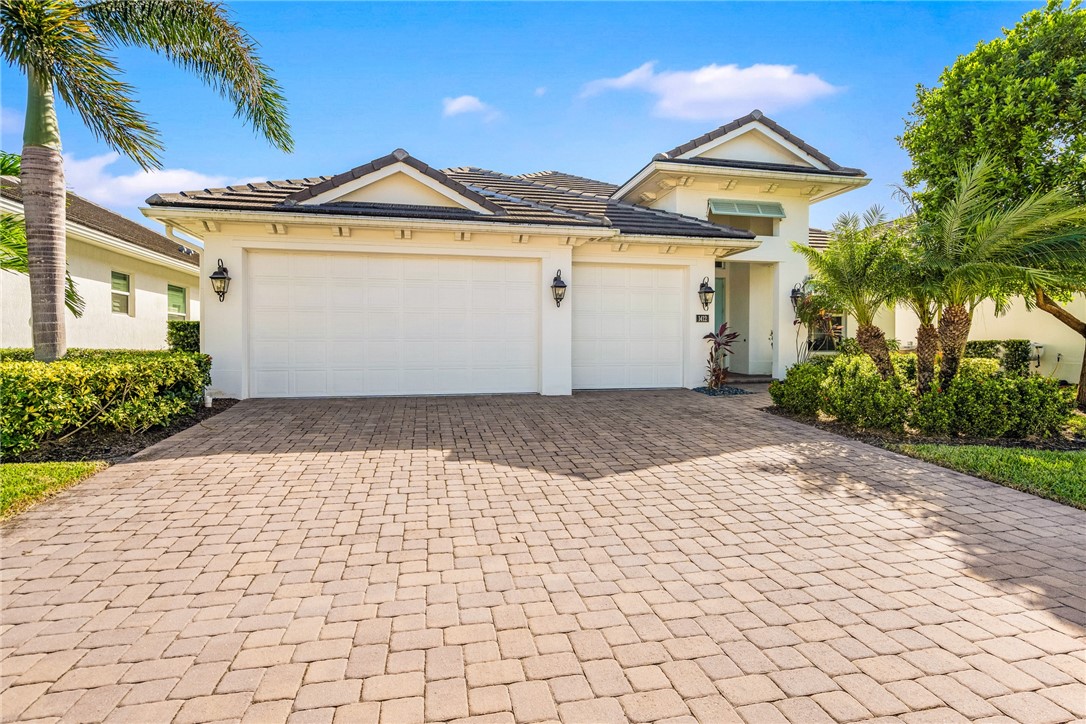 1412 Lilys Cay Circle