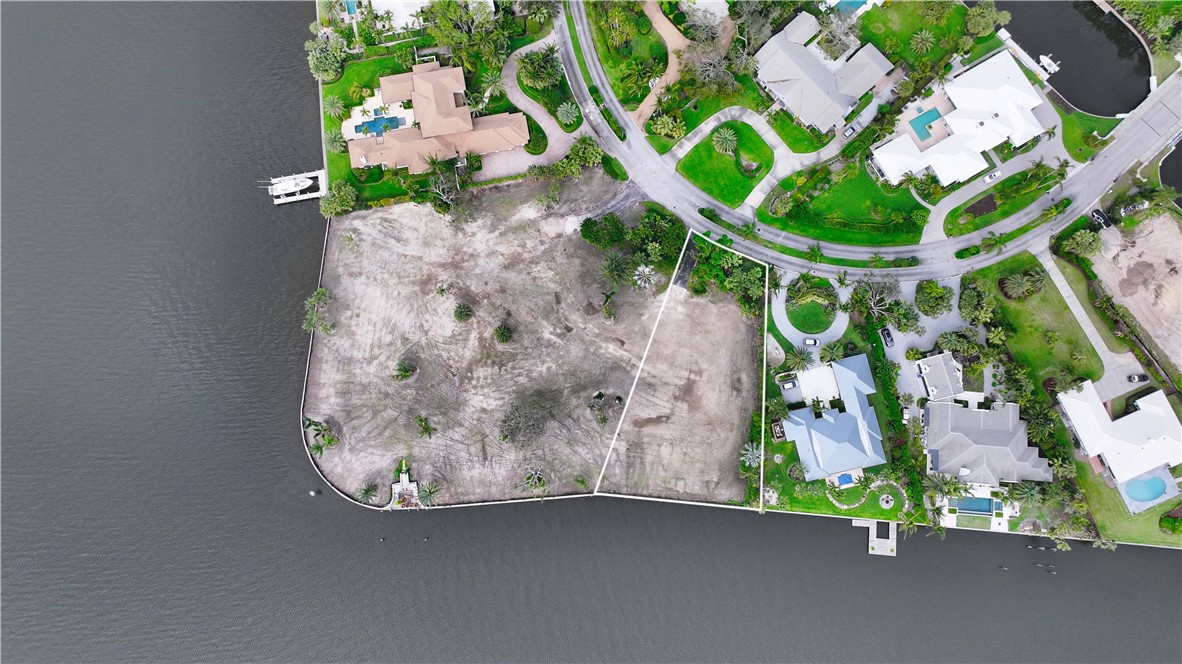 512 River Drive