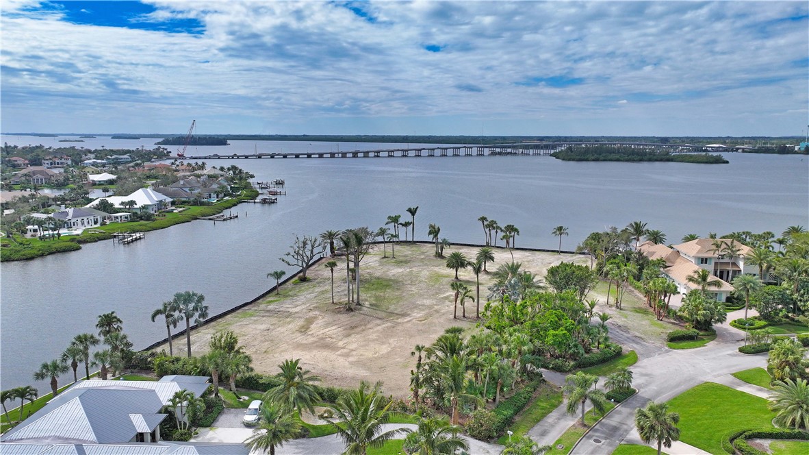 512 River Drive