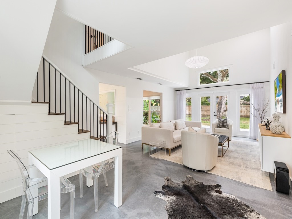 1346 River Ridge Drive
