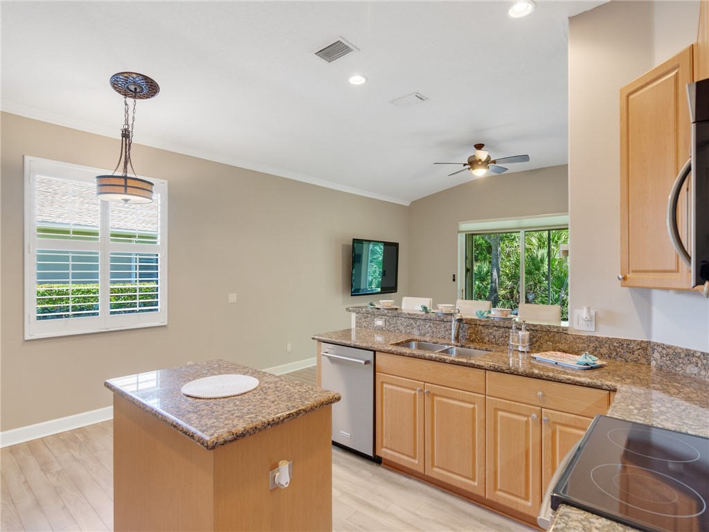 4189 Abington Woods Circle