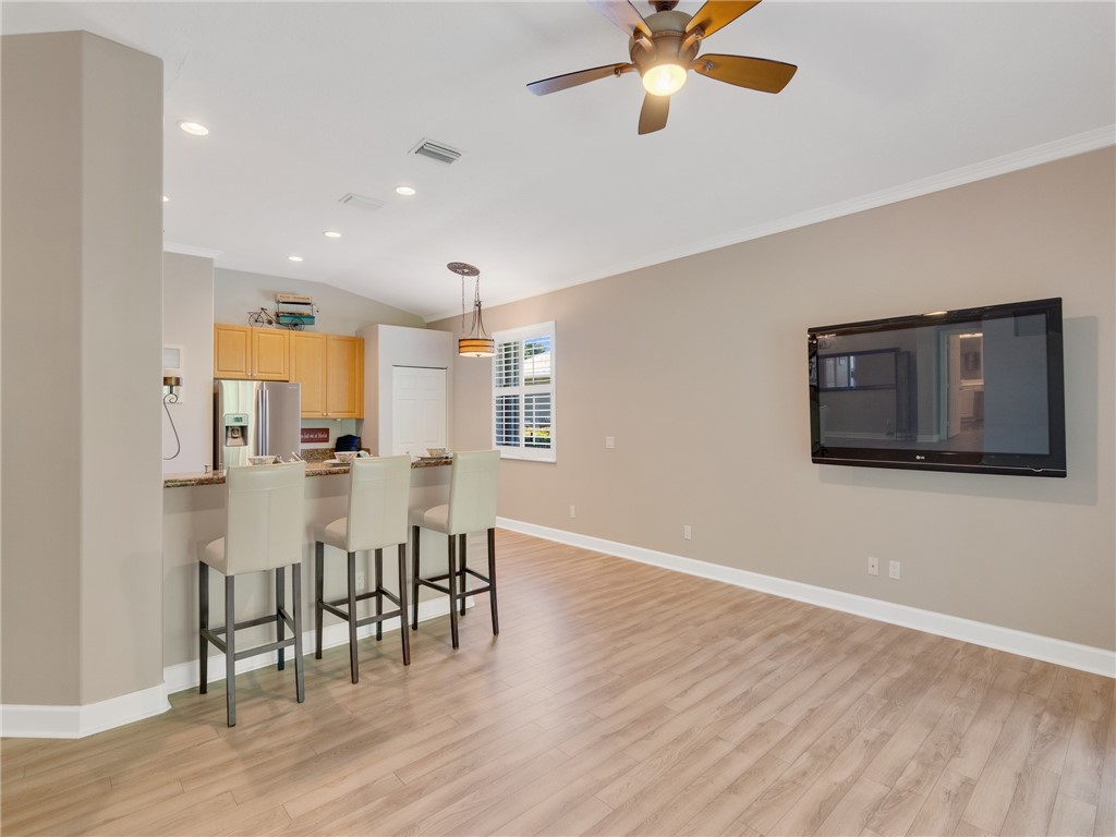 4189 Abington Woods Circle