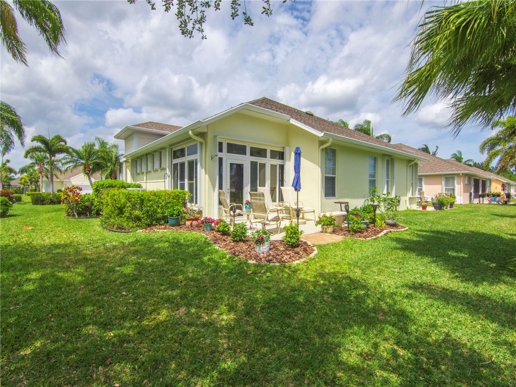 465 E Tangerine Square SW