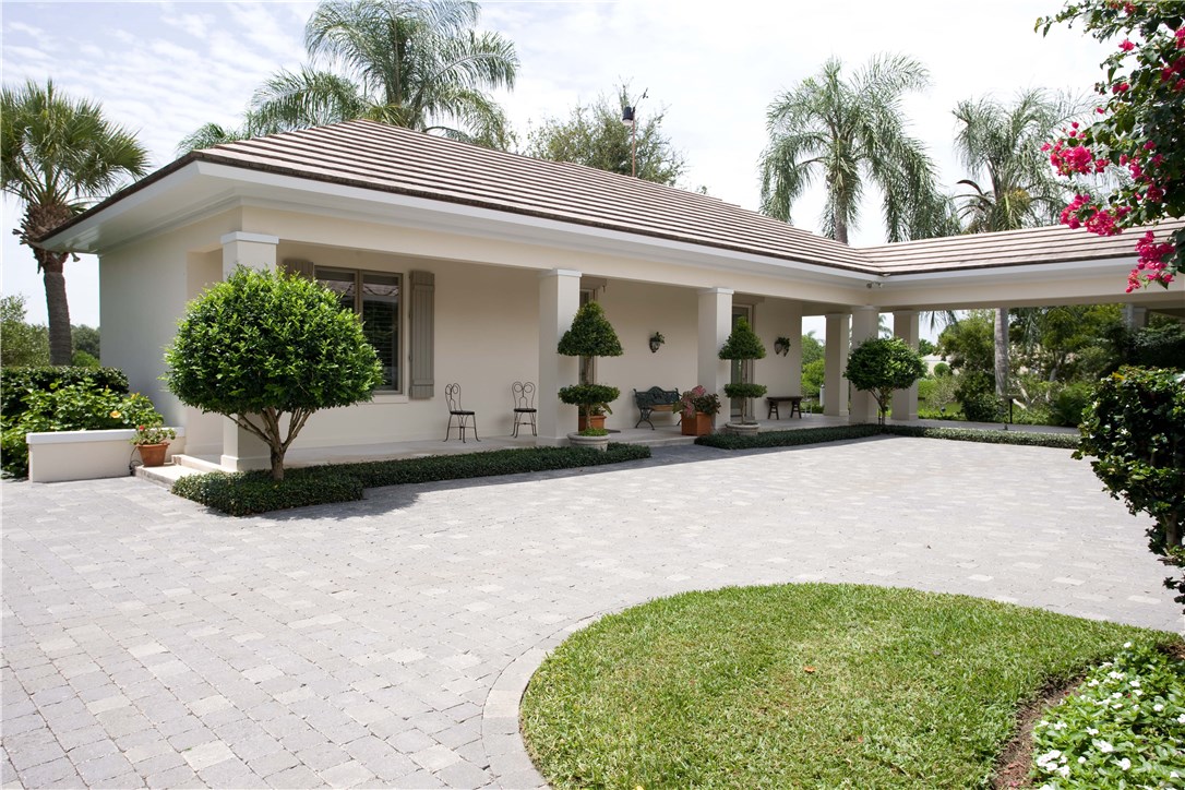730 Egret Point