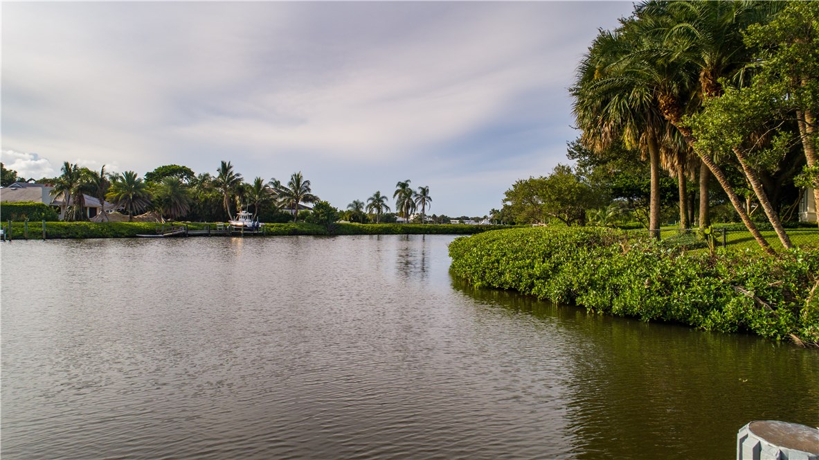 730 Egret Point