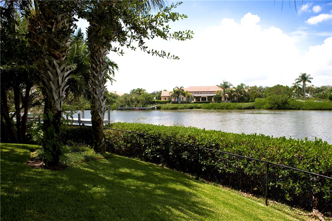 730 Egret Point