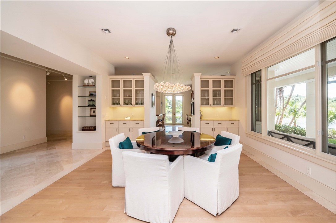730 Egret Point