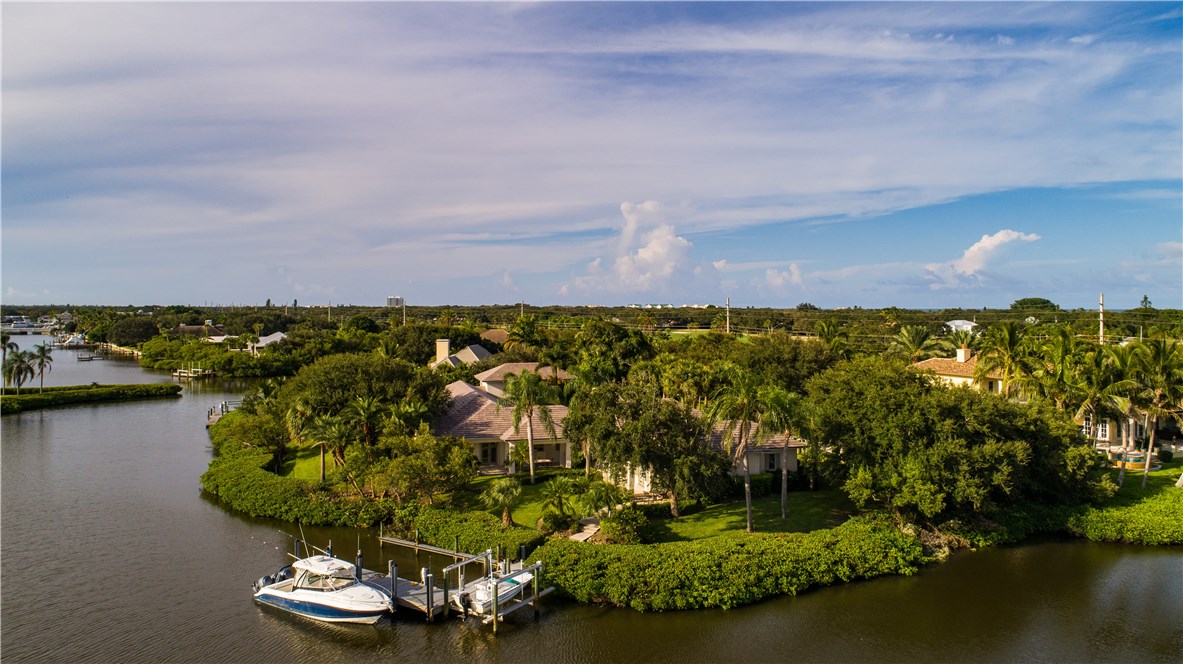 730 Egret Point