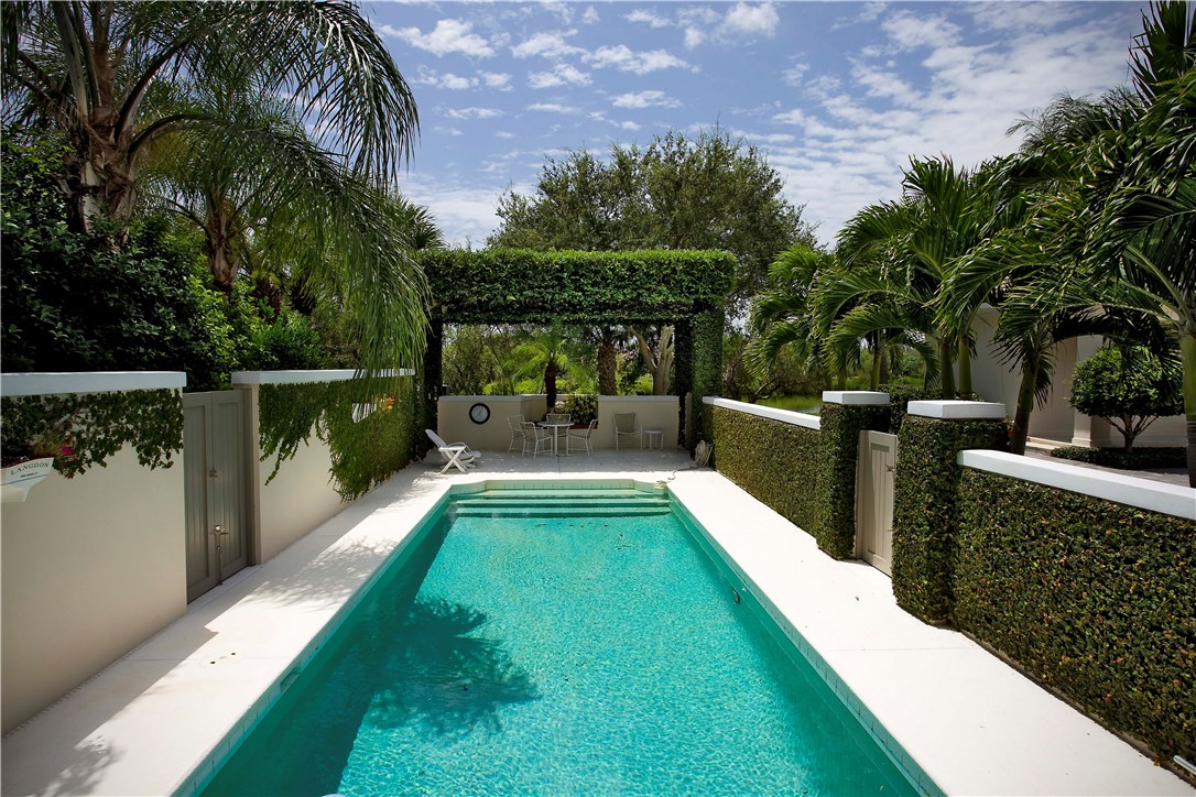 730 Egret Point