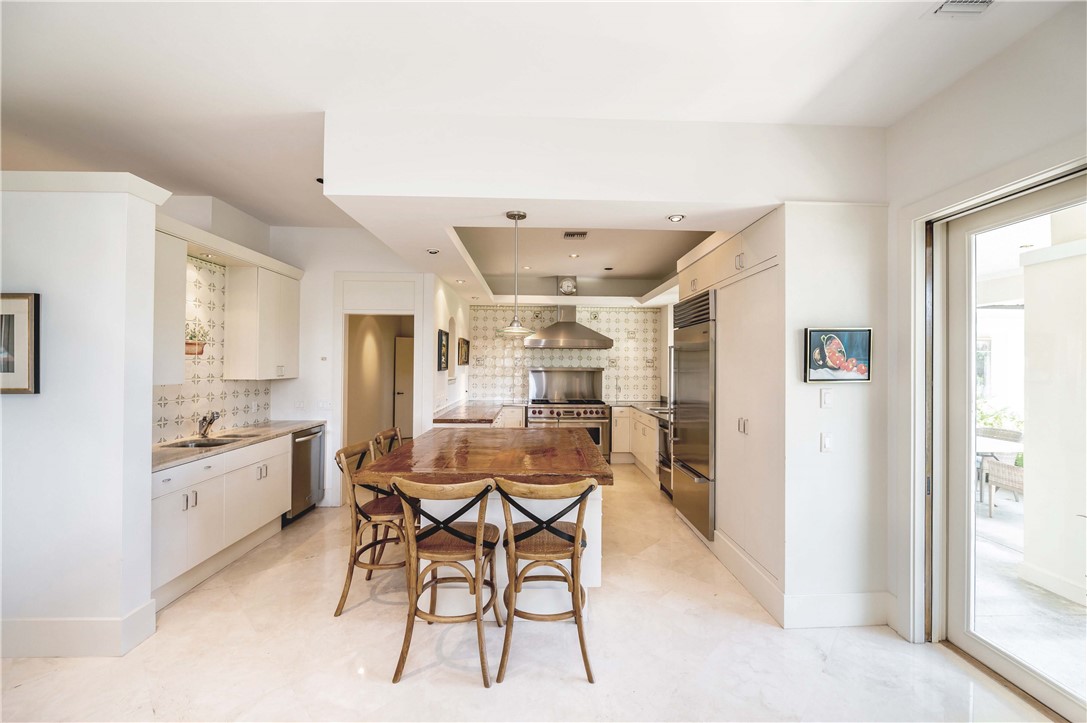 730 Egret Point