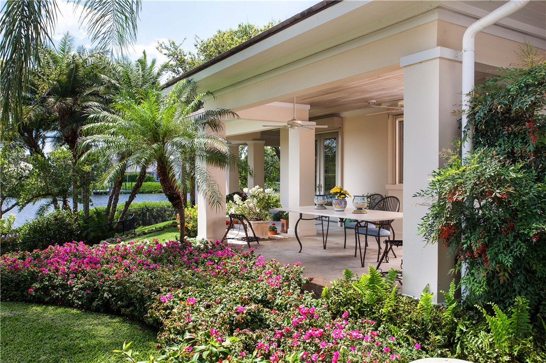 730 Egret Point