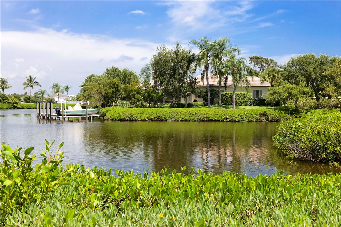 730 Egret Point