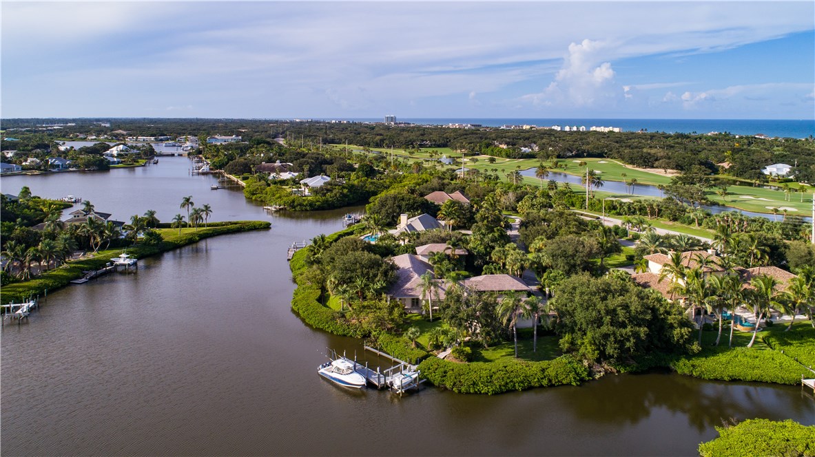 730 Egret Point