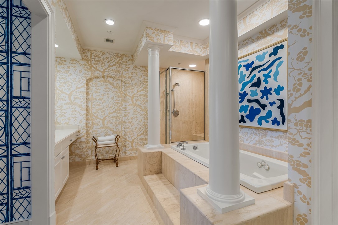 60 Beachside Drive 201