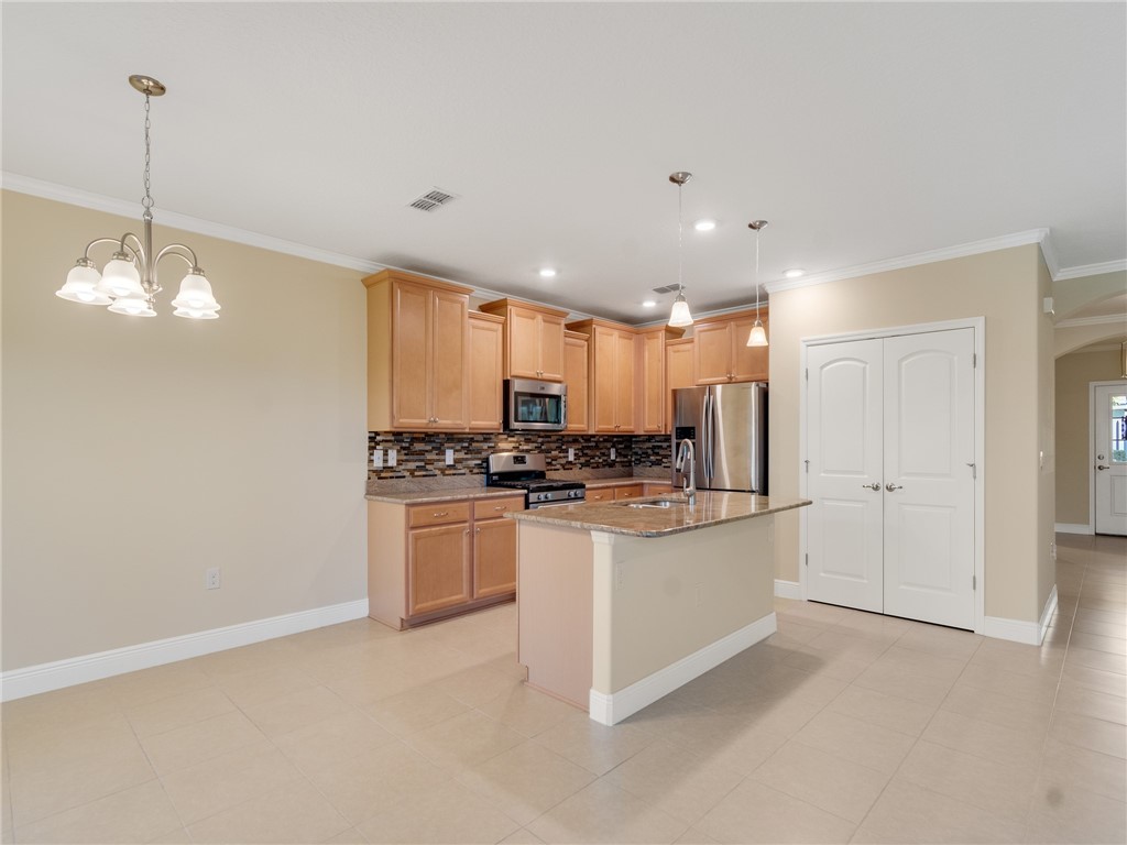 3475 Diamond Leaf Drive