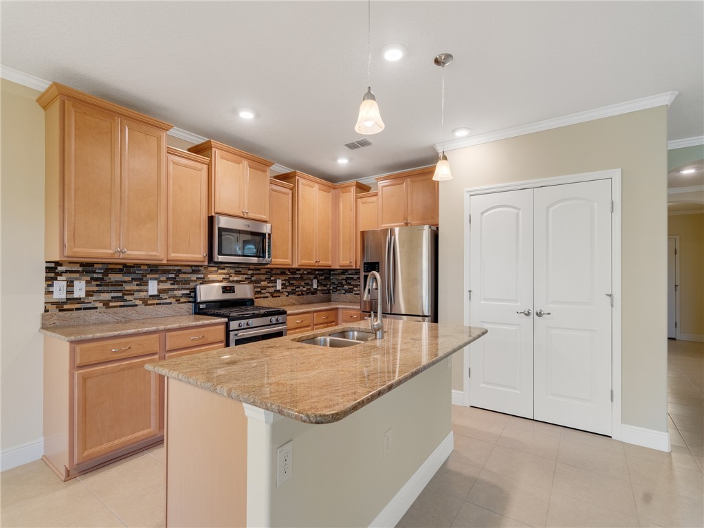 3475 Diamond Leaf Drive