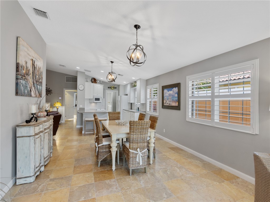 4944 Corsica Square
