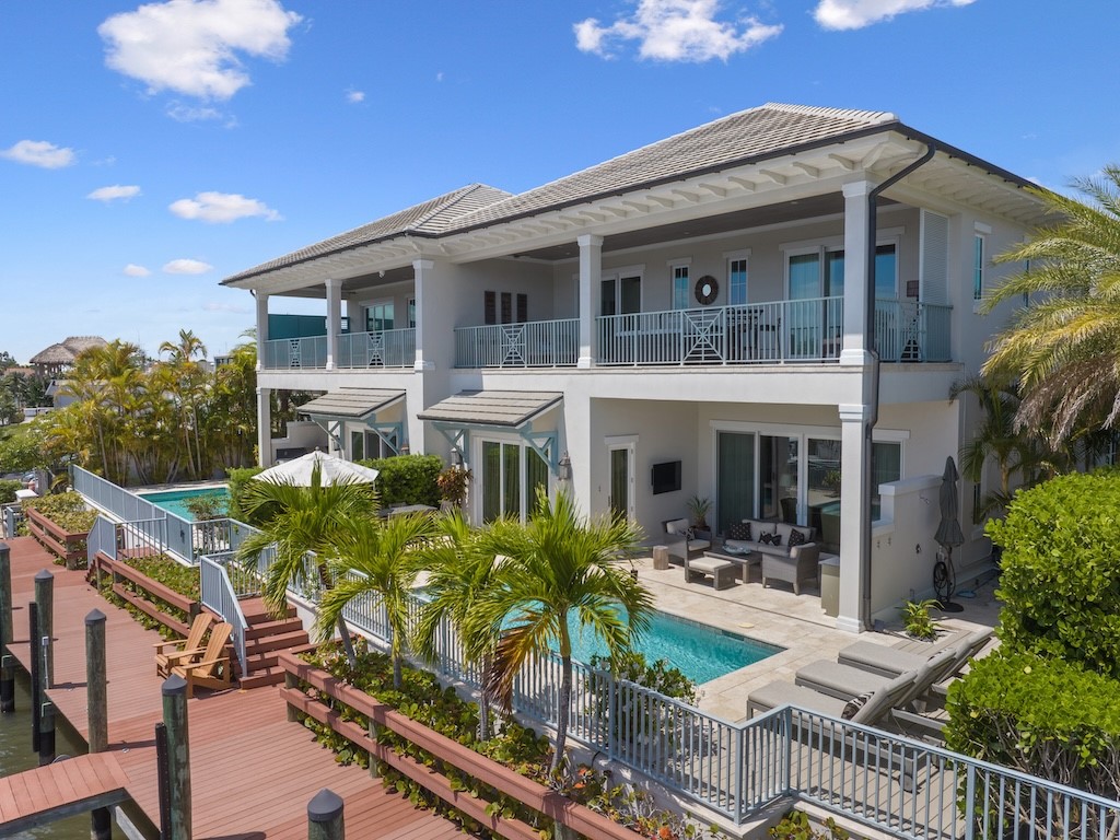 21 Royal Palm Pointe C