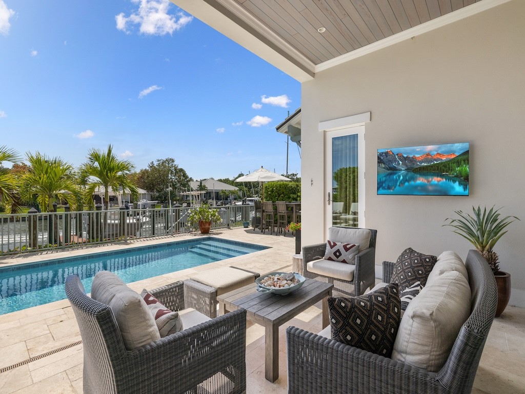 21 Royal Palm Pointe C