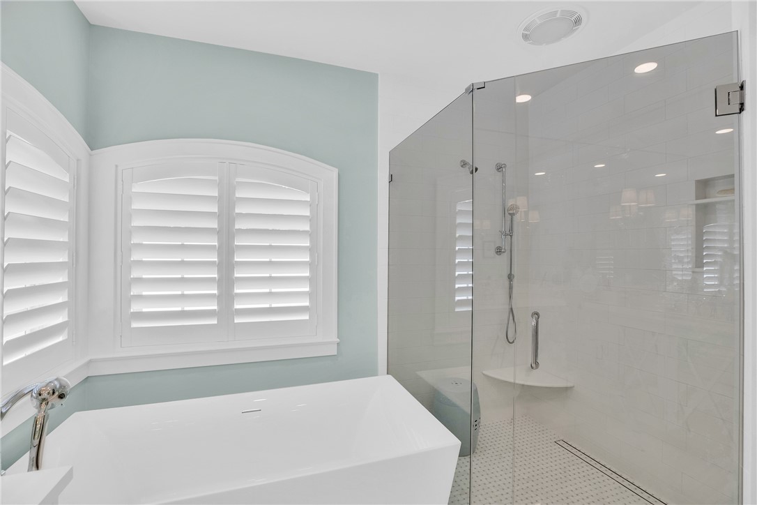 450 Ventura Place