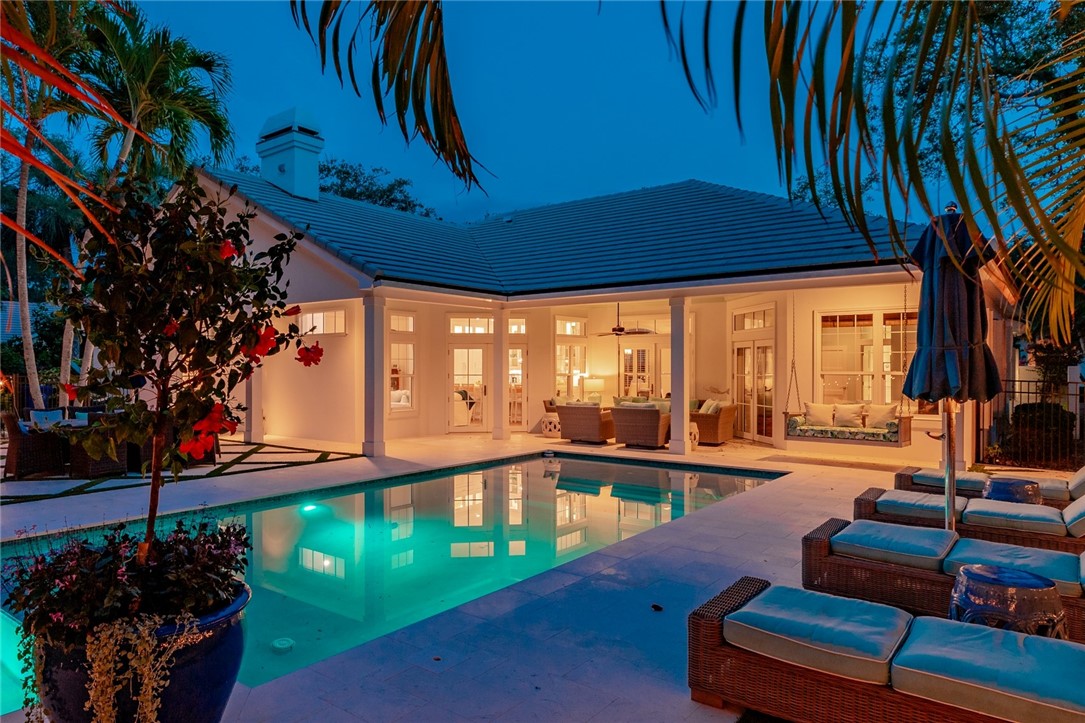 450 Ventura Place