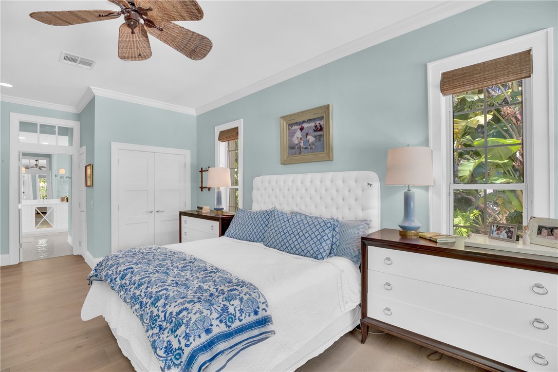 450 Ventura Place