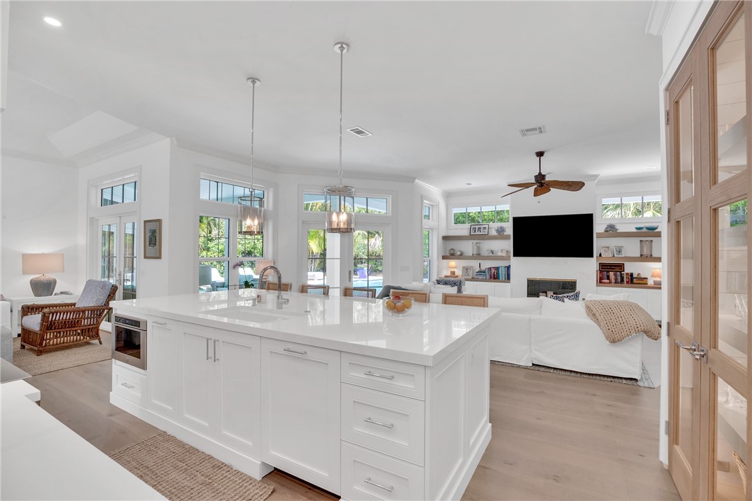 450 Ventura Place