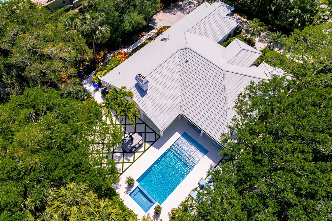 450 Ventura Place