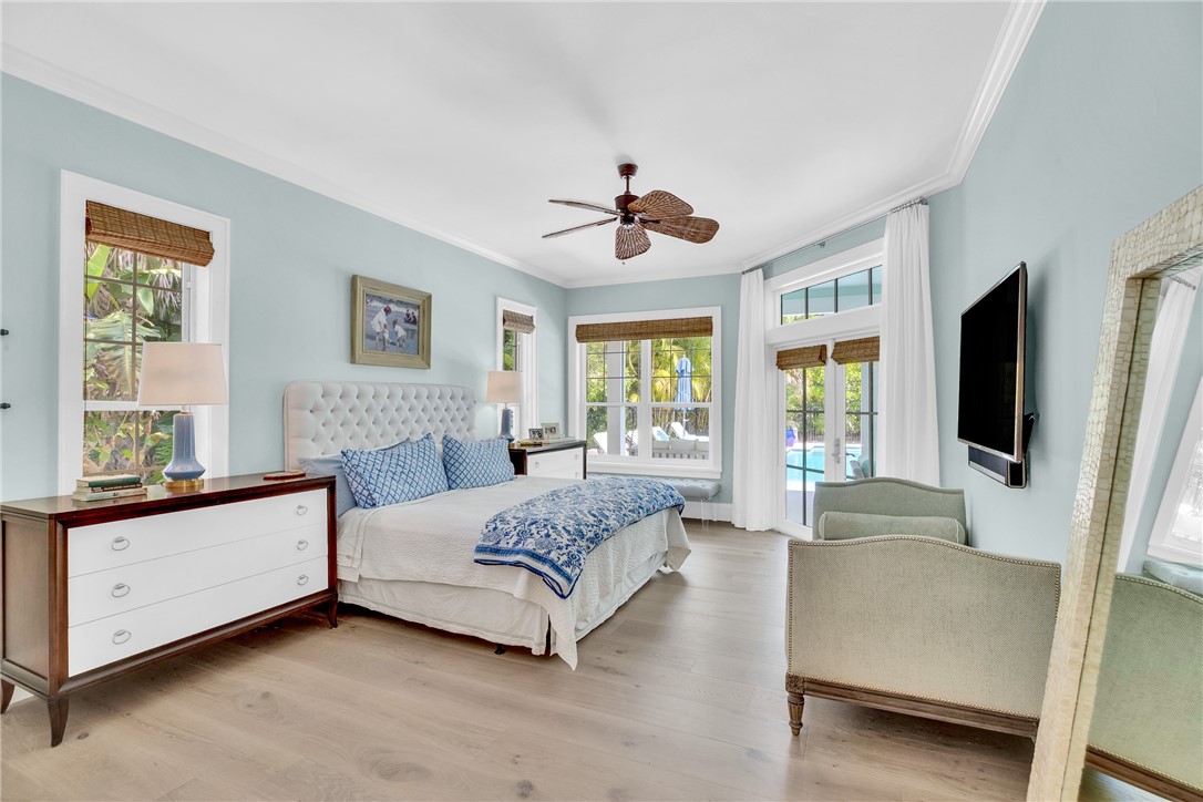 450 Ventura Place