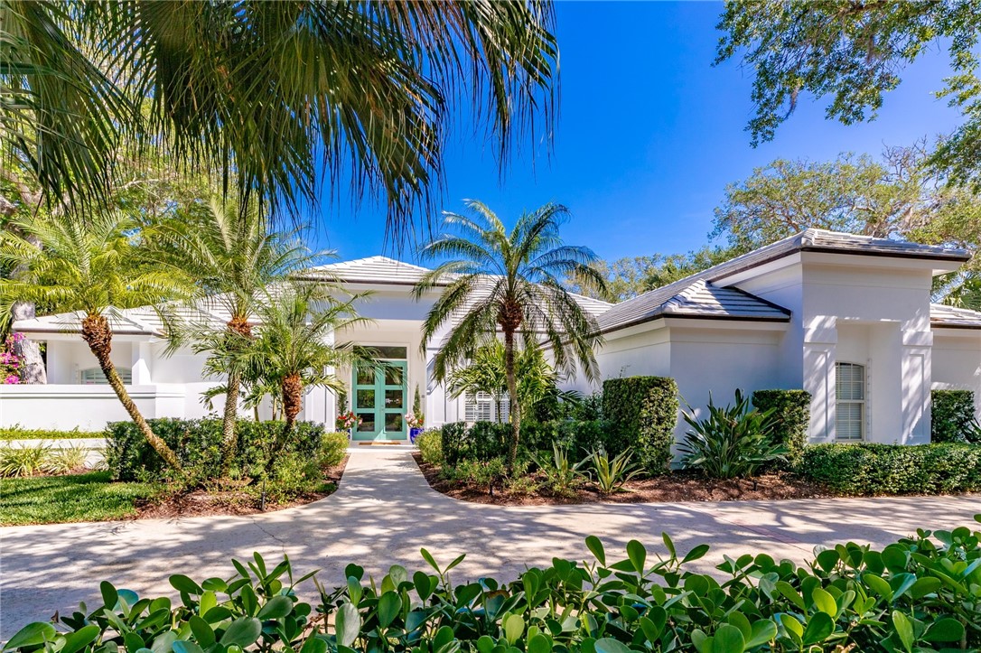 450 Ventura Place
