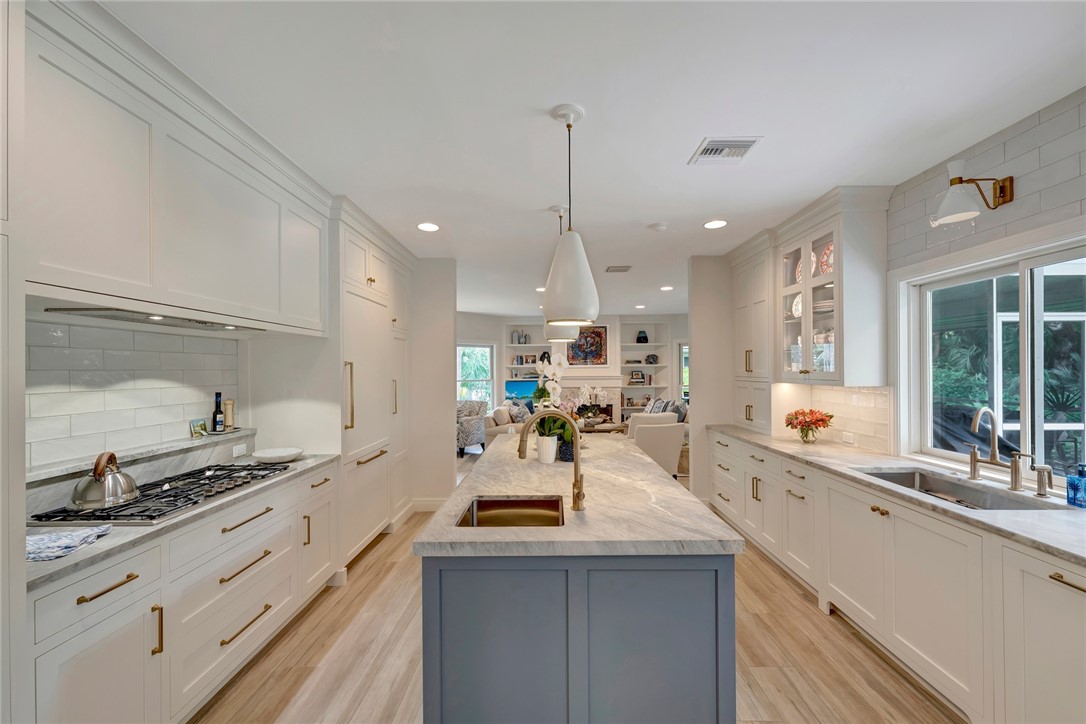 611 Tomahawk Trail