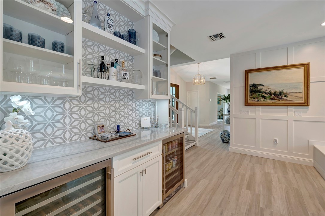 611 Tomahawk Trail