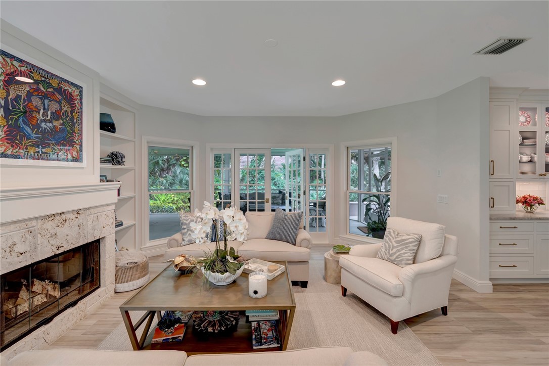 611 Tomahawk Trail