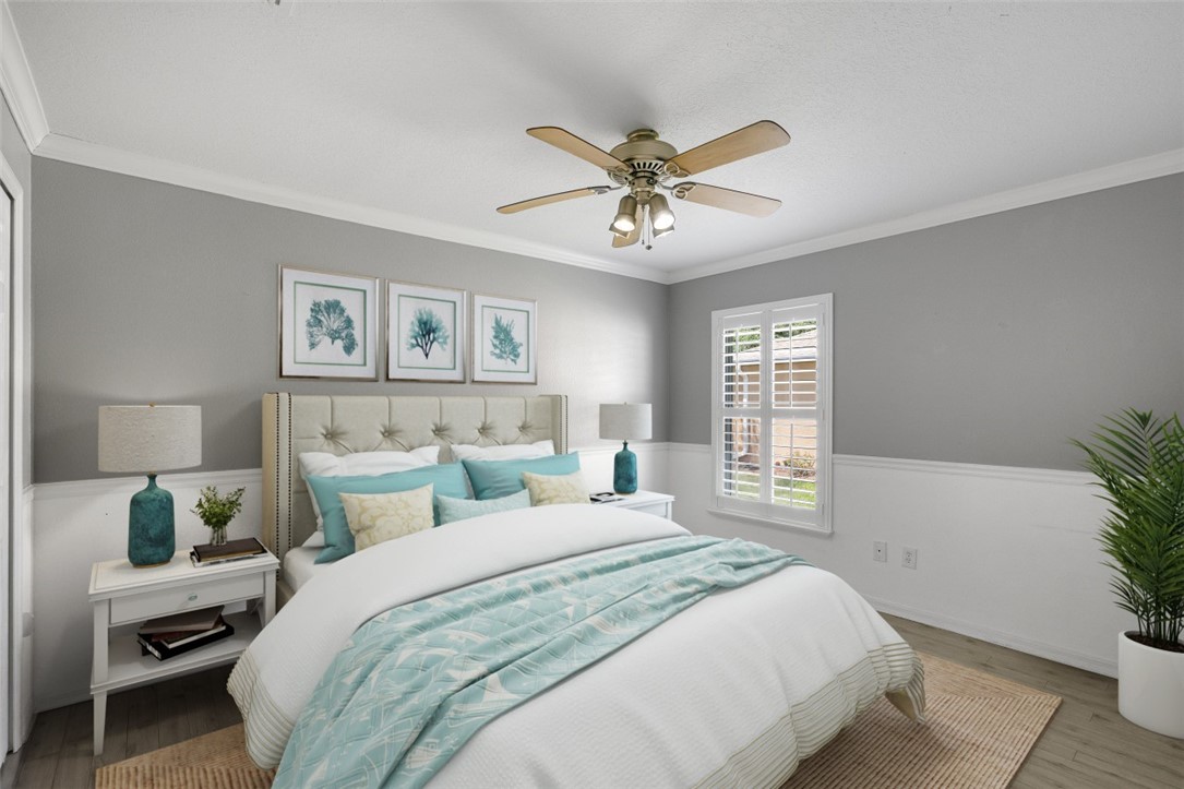 5056 5th Manor