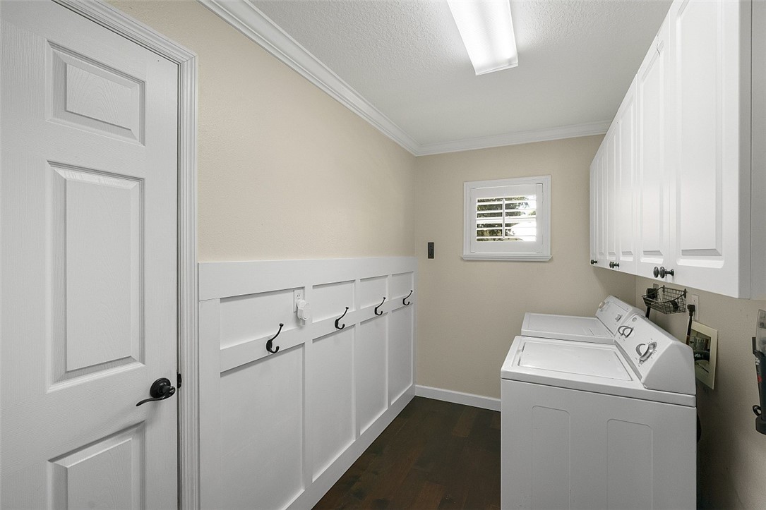 5056 5th Manor