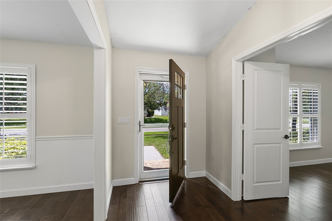 5056 5th Manor