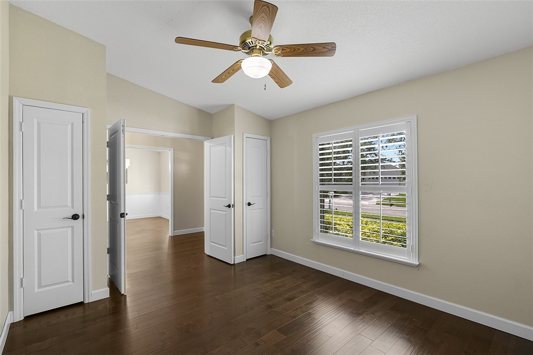 5056 5th Manor