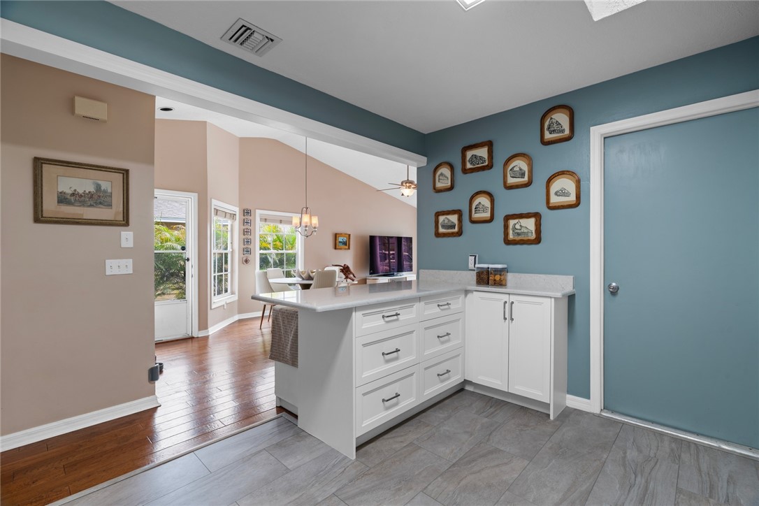 1957 Sixty Oaks Lane