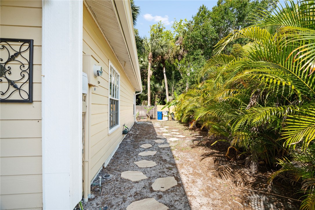 1957 Sixty Oaks Lane