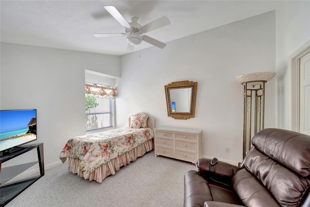 202 N Carmel Court